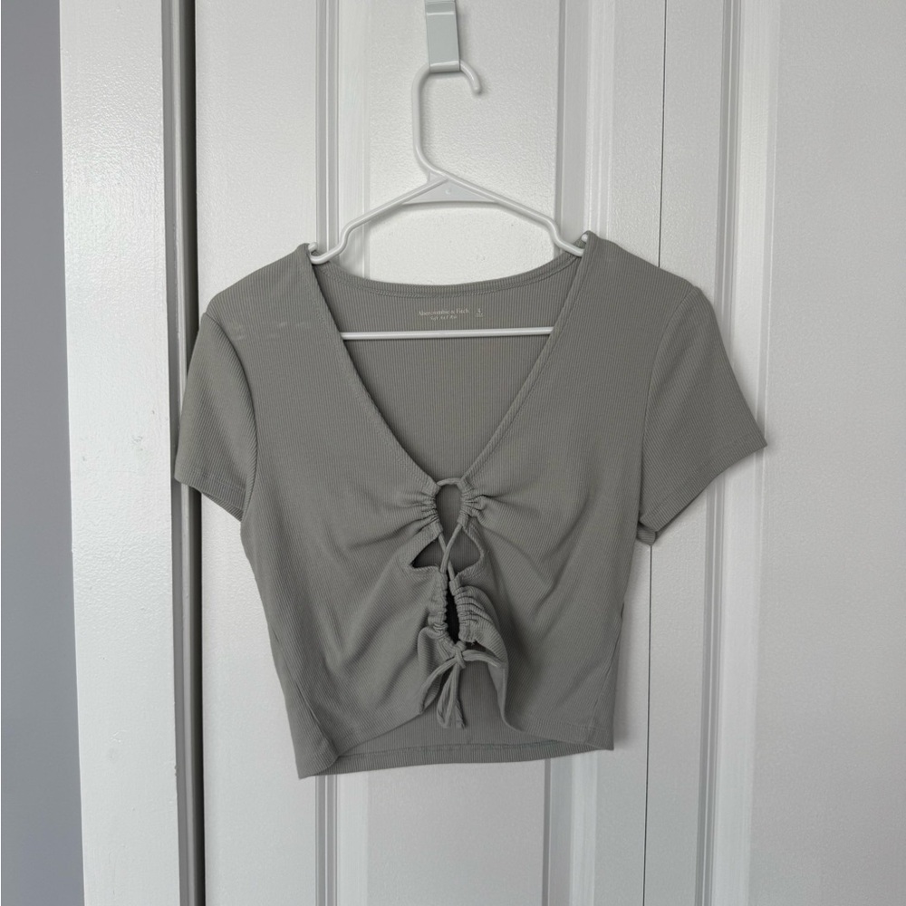 Abercrombie tie front top